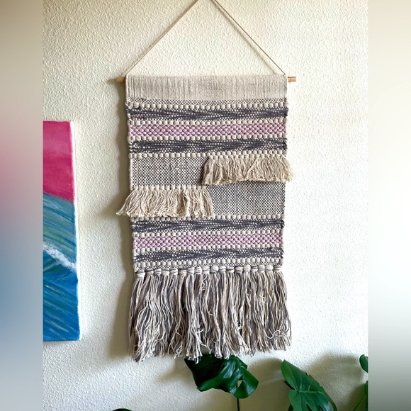 Boho Woven Wall Tapestry Macrame Fringe Wall Hanging 26” - Picture 4 of 8